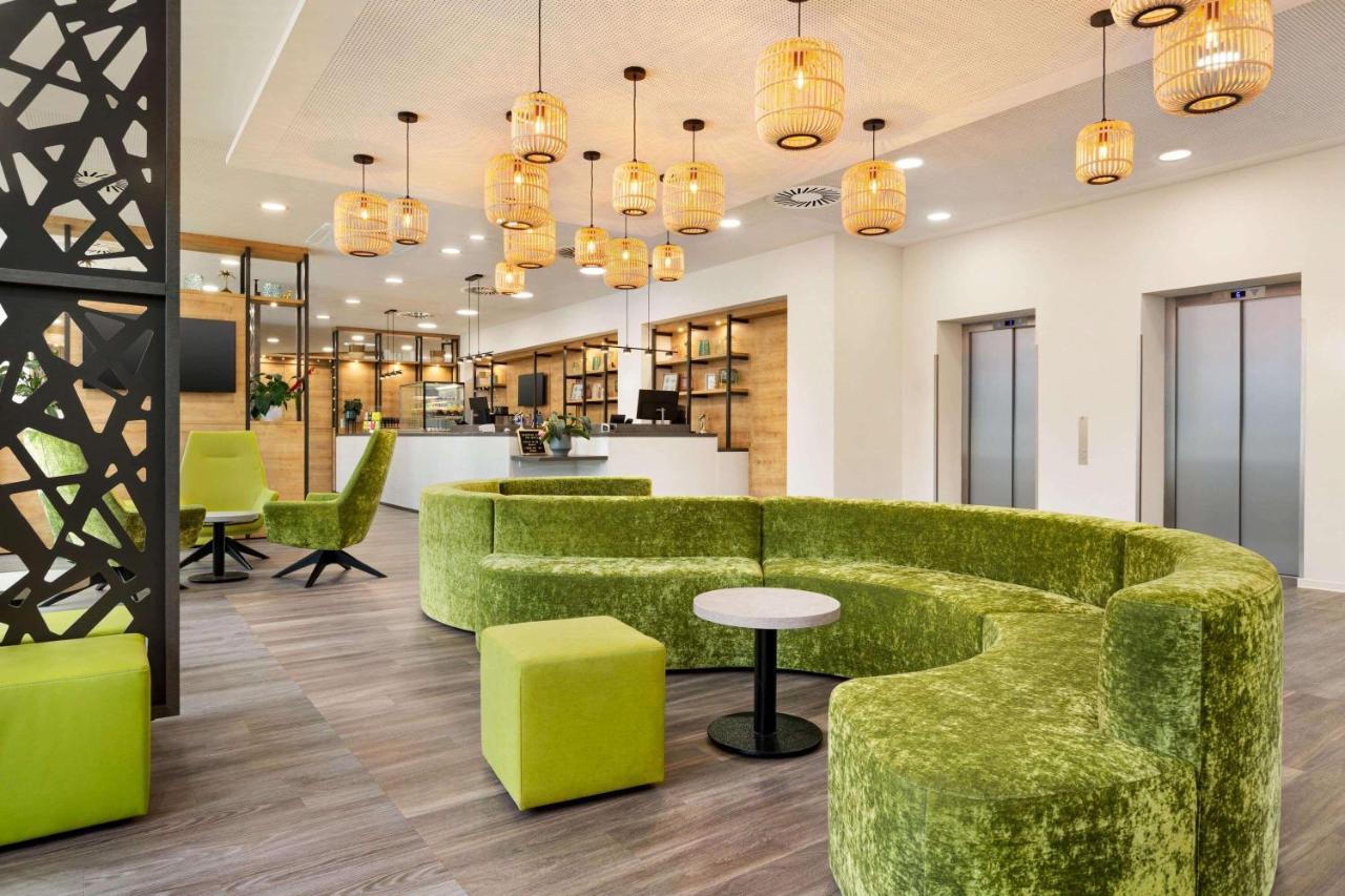 Super 8 By Wyndham Chemnitz Hotel Bagian luar foto